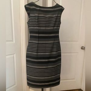 Calvin Klein sleeveless dress missing belt